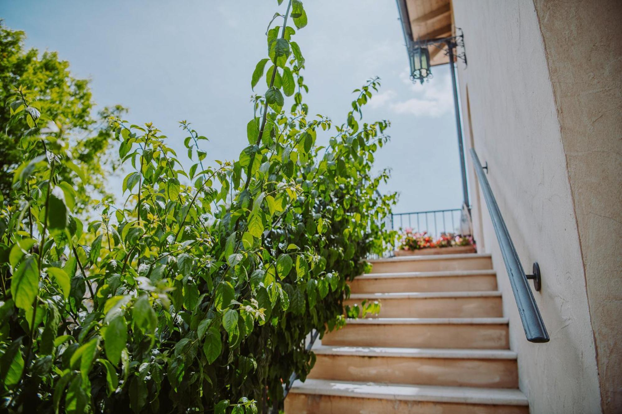 Relais De Charme Le Videlle Guest House Raffa ภายนอก รูปภาพ