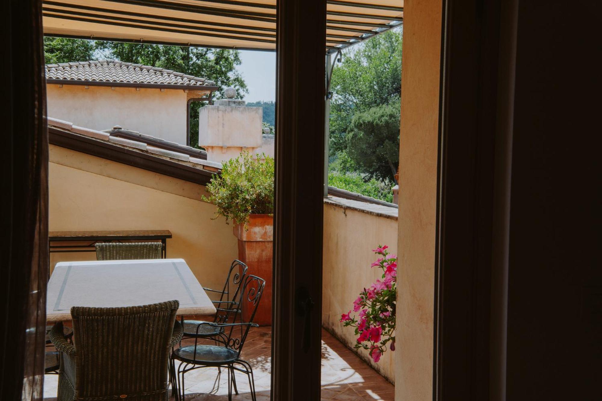 Relais De Charme Le Videlle Guest House Raffa ภายนอก รูปภาพ