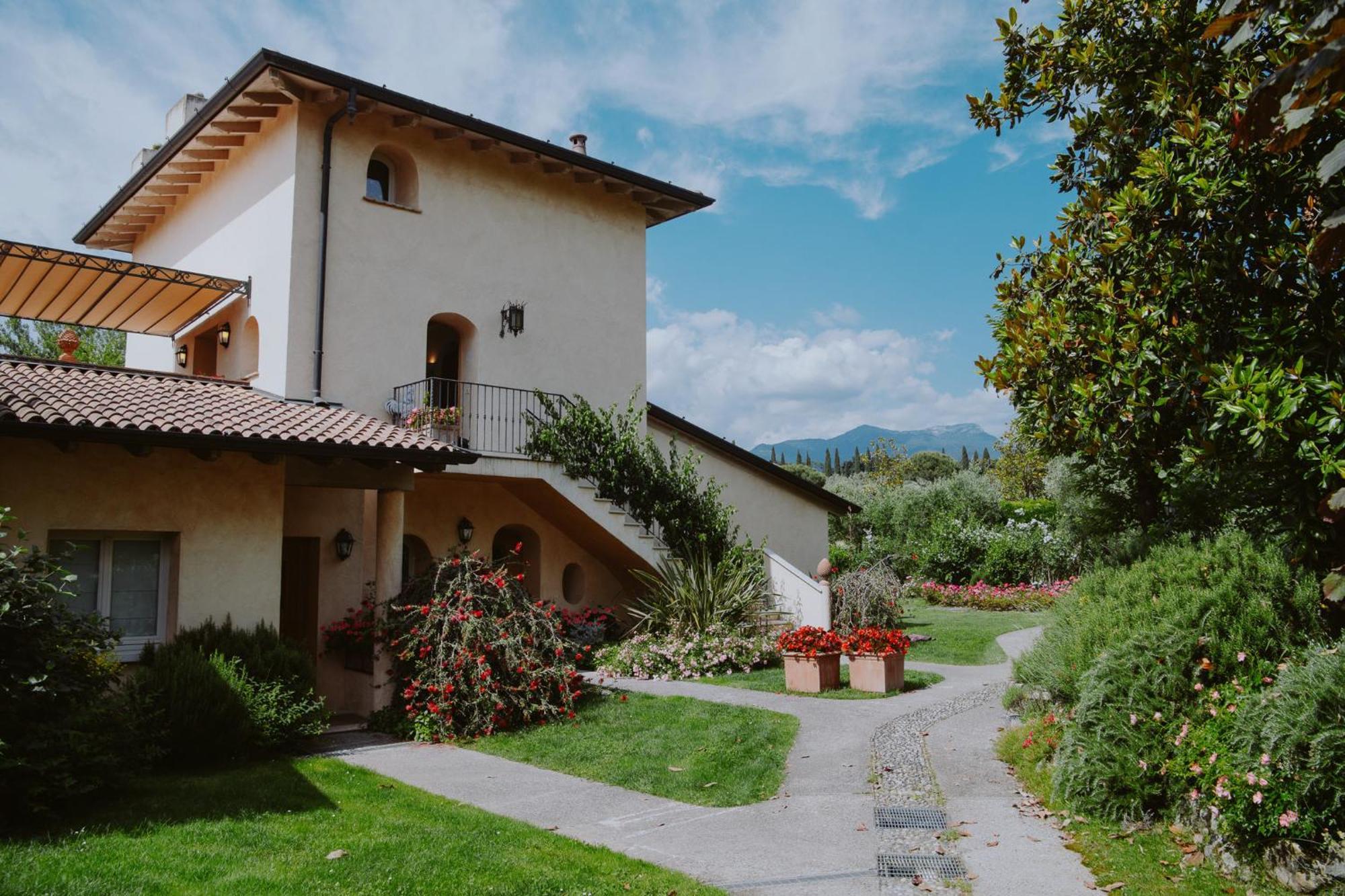 Relais De Charme Le Videlle Guest House Raffa ภายนอก รูปภาพ